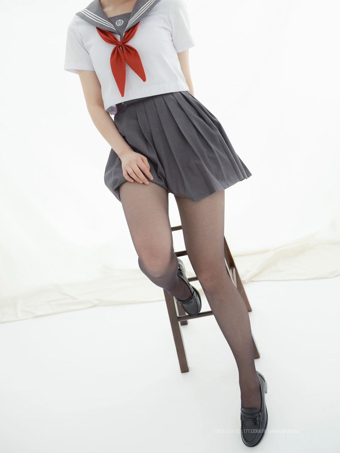 91tutu.cc@NO.032 2022元旦图-003.webp