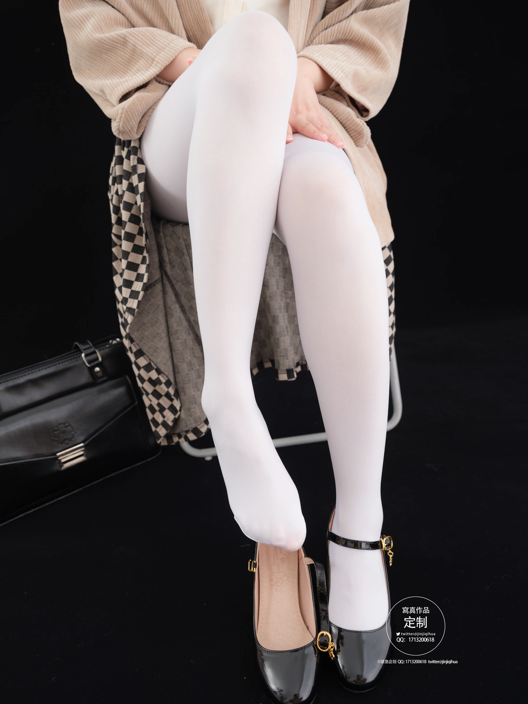 91tutu.cc@NO.043 EX-007 见希w 民国制服 白丝-016.webp