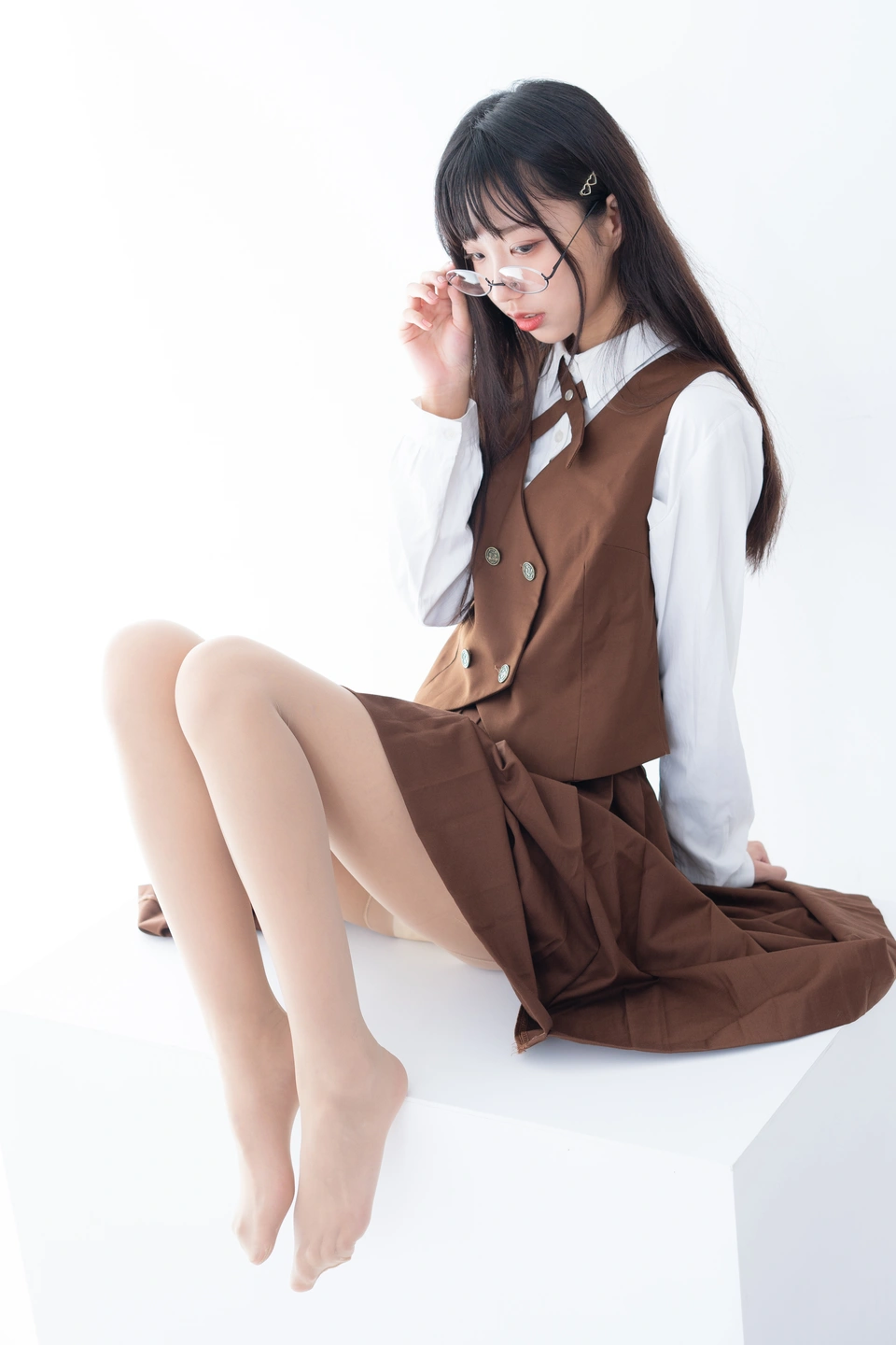 91tutu.cc@紧急企划 NO.051 一只喵喵梓 棕色JK裙-002.webp