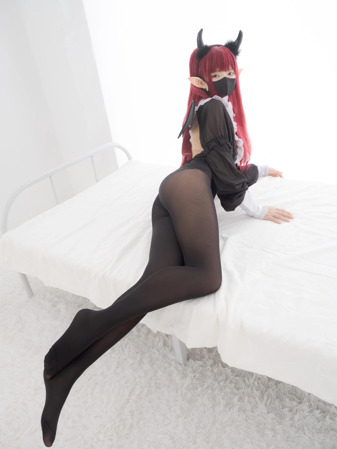 91tutu.cc@紧急企划 NO.065 见希w 白丝黑丝小恶魔一亿像素-003.webp