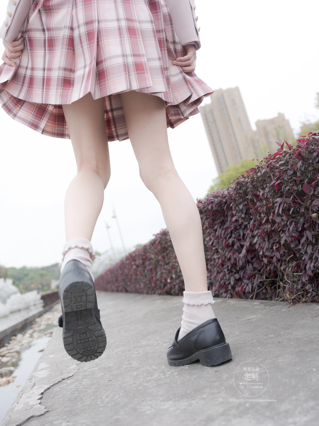 91tutu.cc@Y-002 白丝格子裙-004.webp