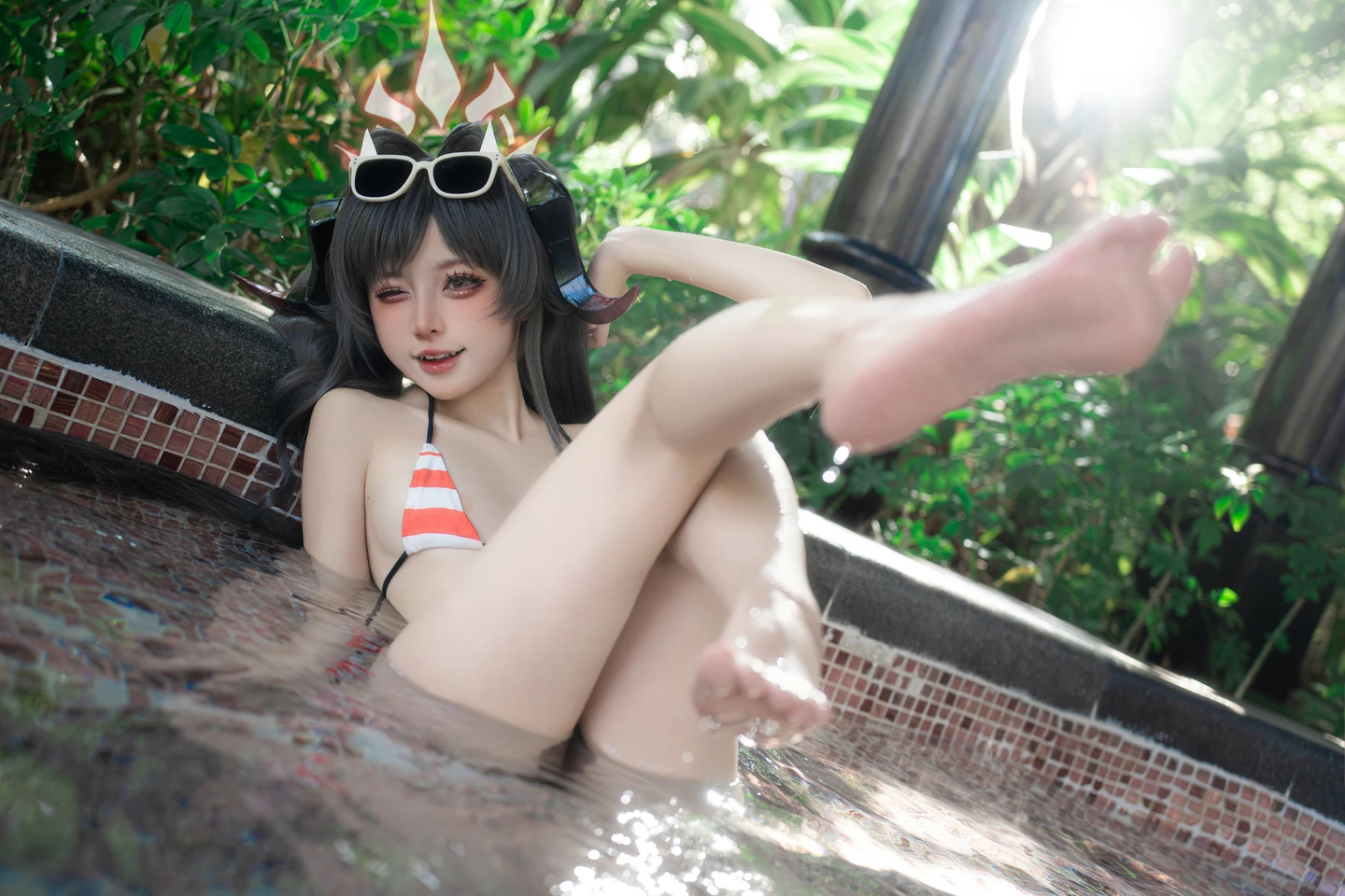 91tutu.cc@纸悦Etsu _ko_No_033_蔚蓝档案_鬼怒川霞水着_44P_611MB-007.webp