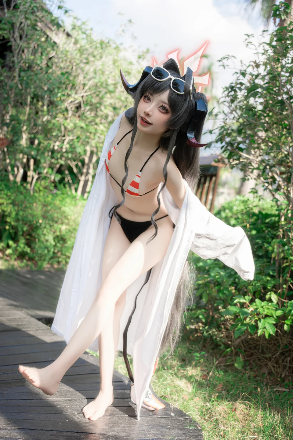 91tutu.cc@纸悦Etsu _ko_No_033_蔚蓝档案_鬼怒川霞水着_44P_611MB-015.webp