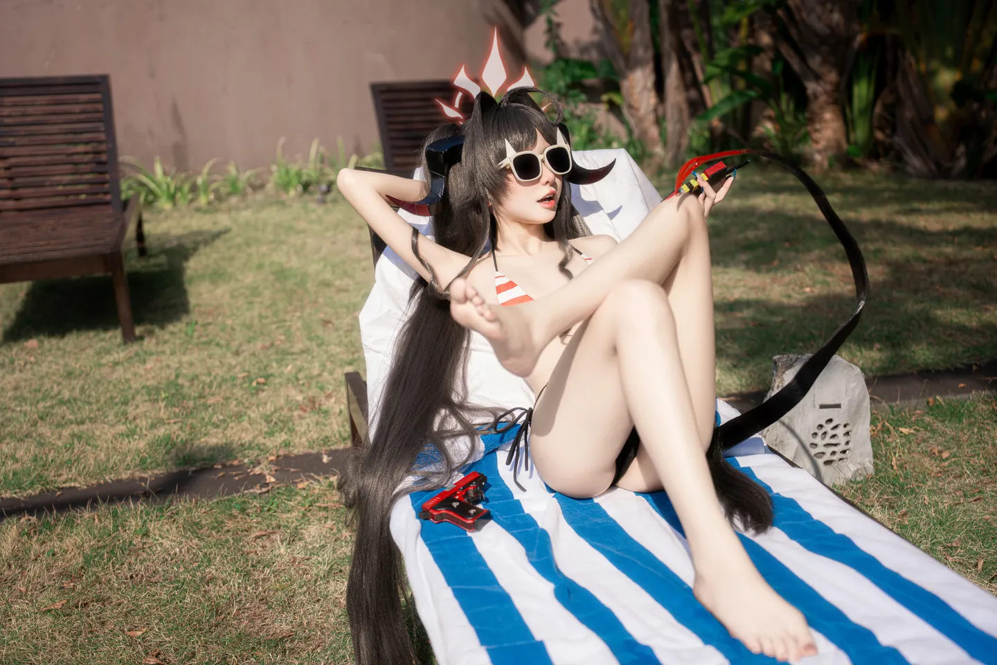 91tutu.cc@纸悦Etsu _ko_No_033_蔚蓝档案_鬼怒川霞水着_44P_611MB-025.webp