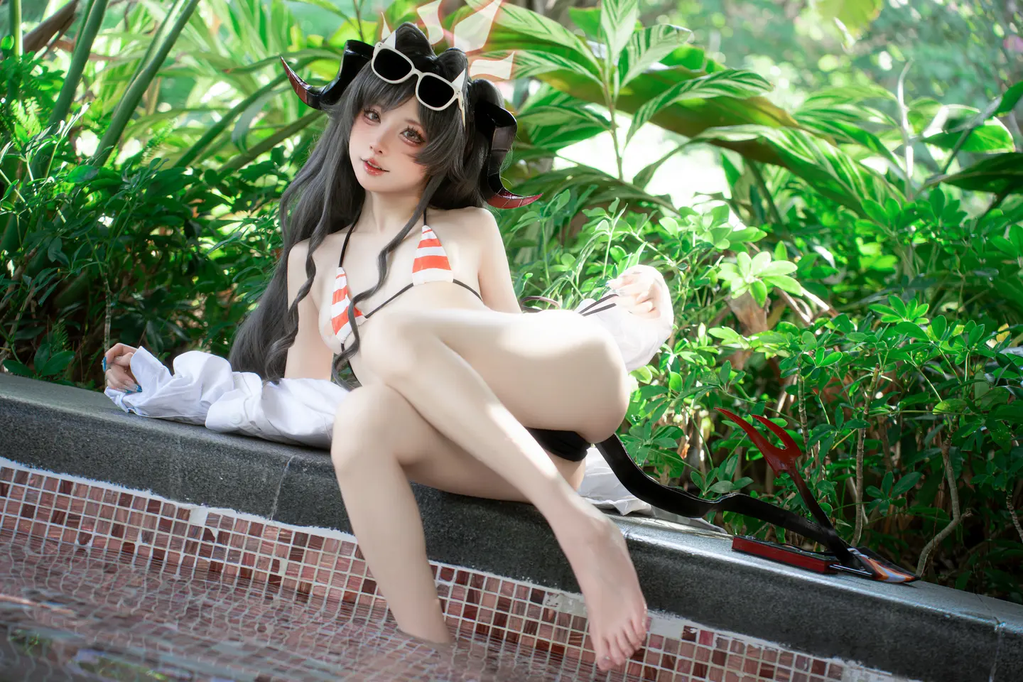 91tutu.cc@纸悦Etsu _ko_No_033_蔚蓝档案_鬼怒川霞水着_44P_611MB-037.webp