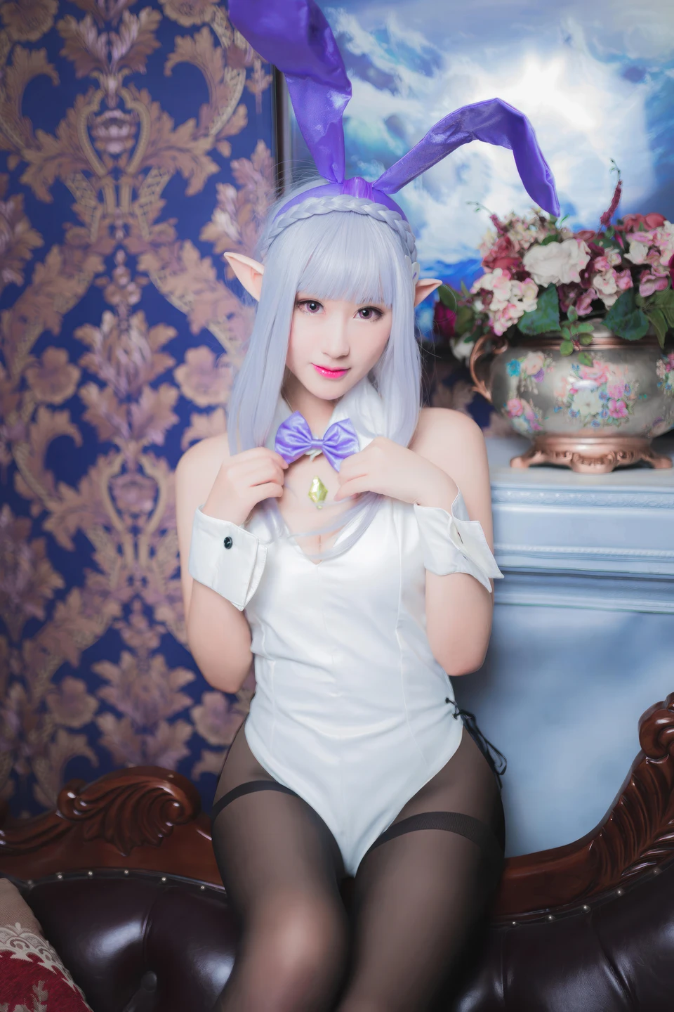 Coser@羽生三未 从零开始的异世界生活 艾米莉亚兔女郎 (22 photos)