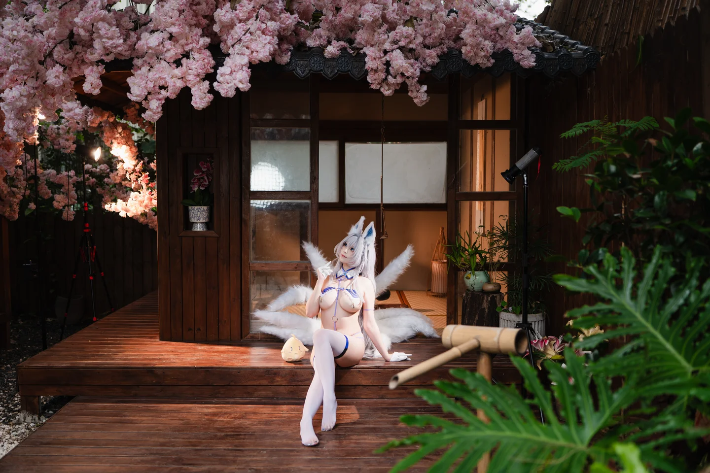 91tutu.cc@蜜汁猫裘-050.webp