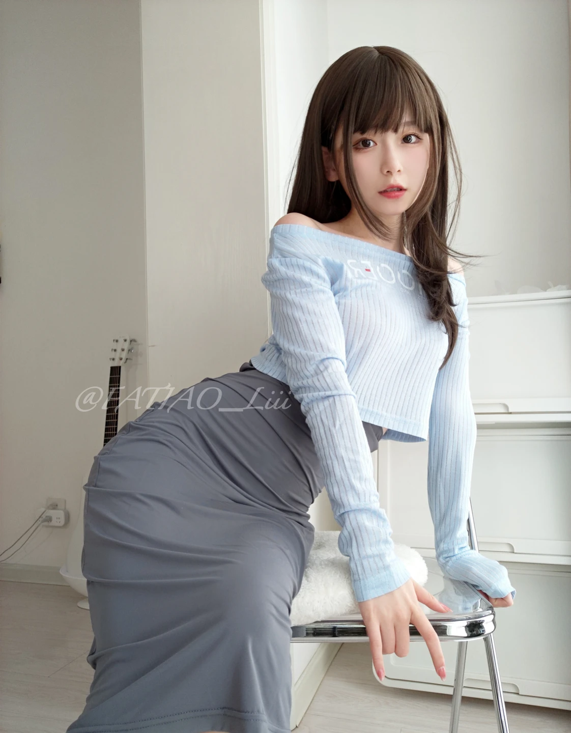 91tutu.cc@迷之呆梨 NO.004 吉他妹妹-003.webp