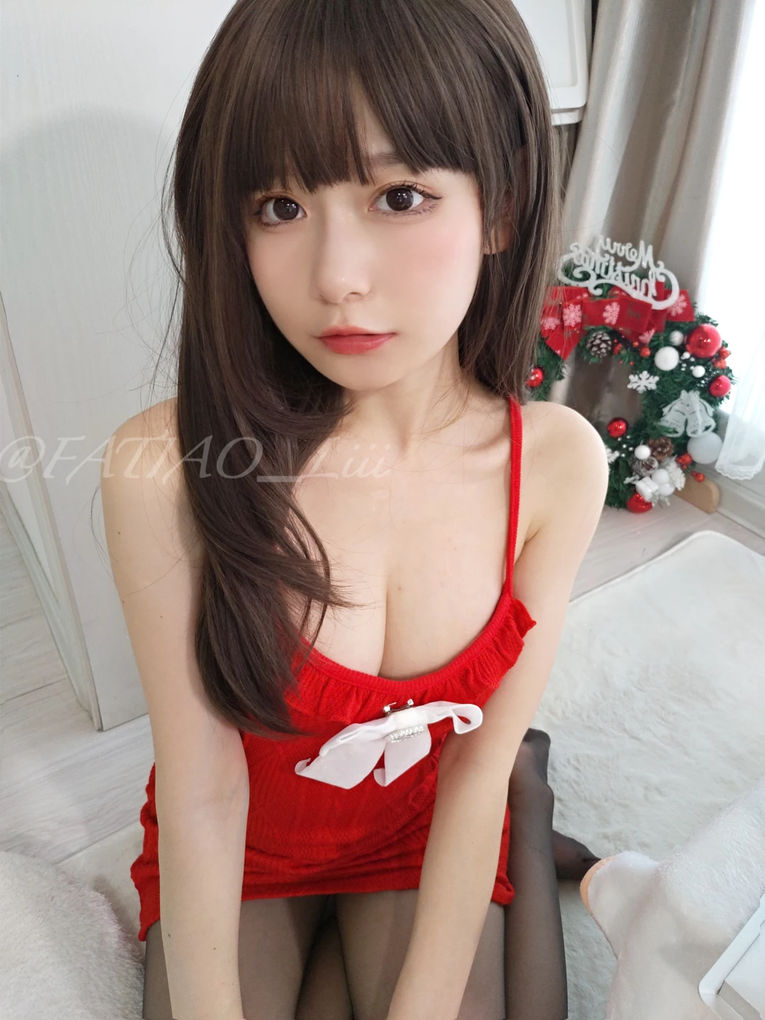 91tutu.cc@【20211224】クリスマスイブは残業しないでね~ あなたと一緒にケーキを食べるのを待っている-010.webp