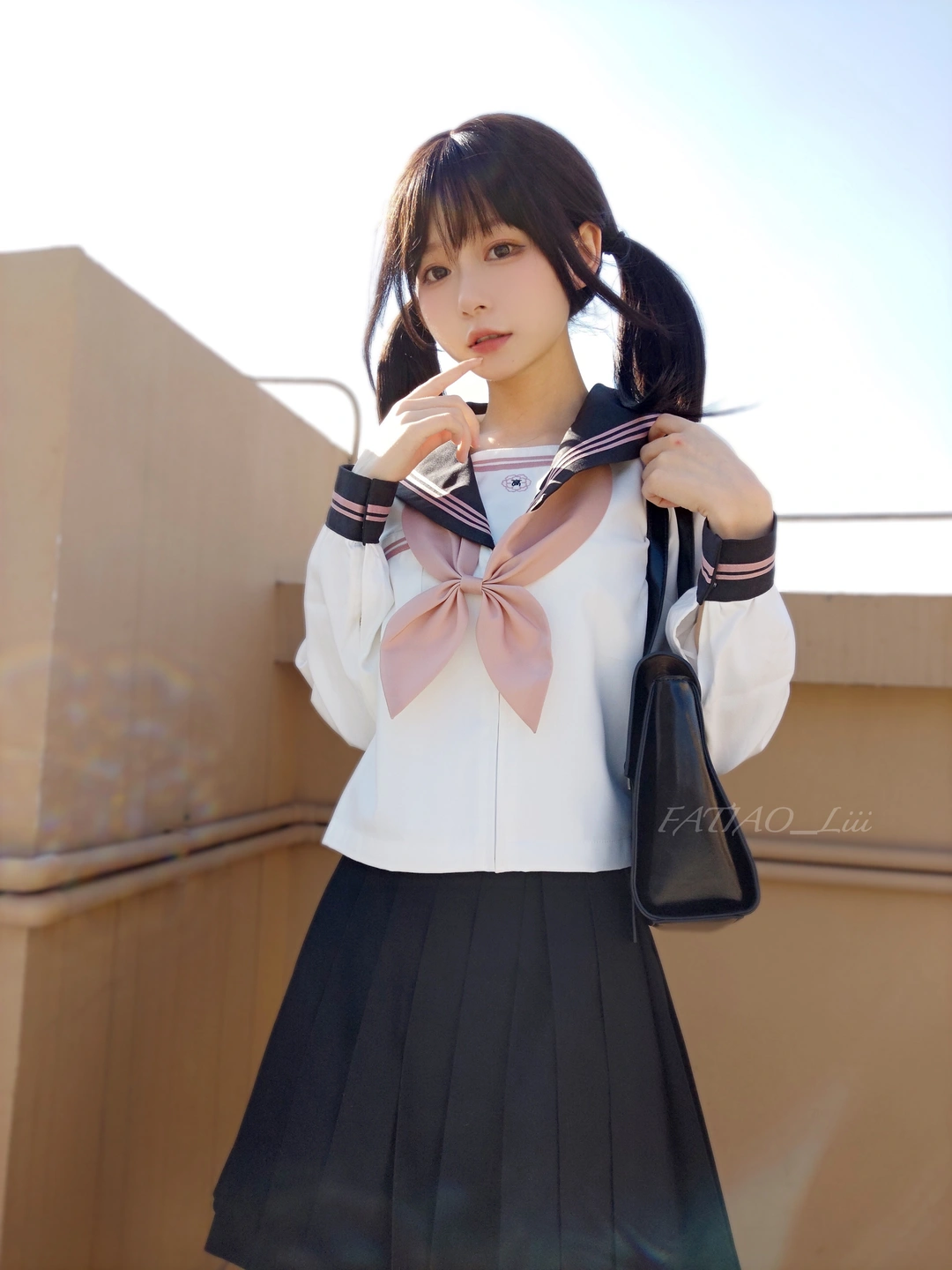 91tutu.cc@2022-10-02 「表と裏」 先輩、あなたにだけ見せます💕-009.webp