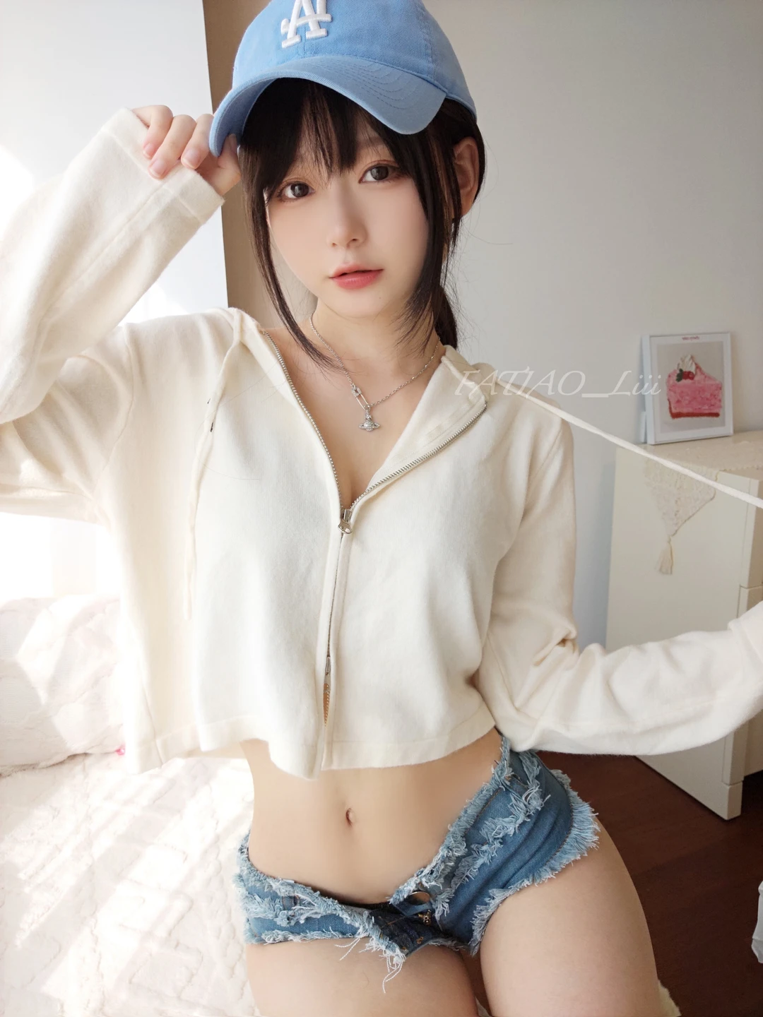 91tutu.cc@2022-10-13 中に何色の下着を着ているか当てましたか-008.webp