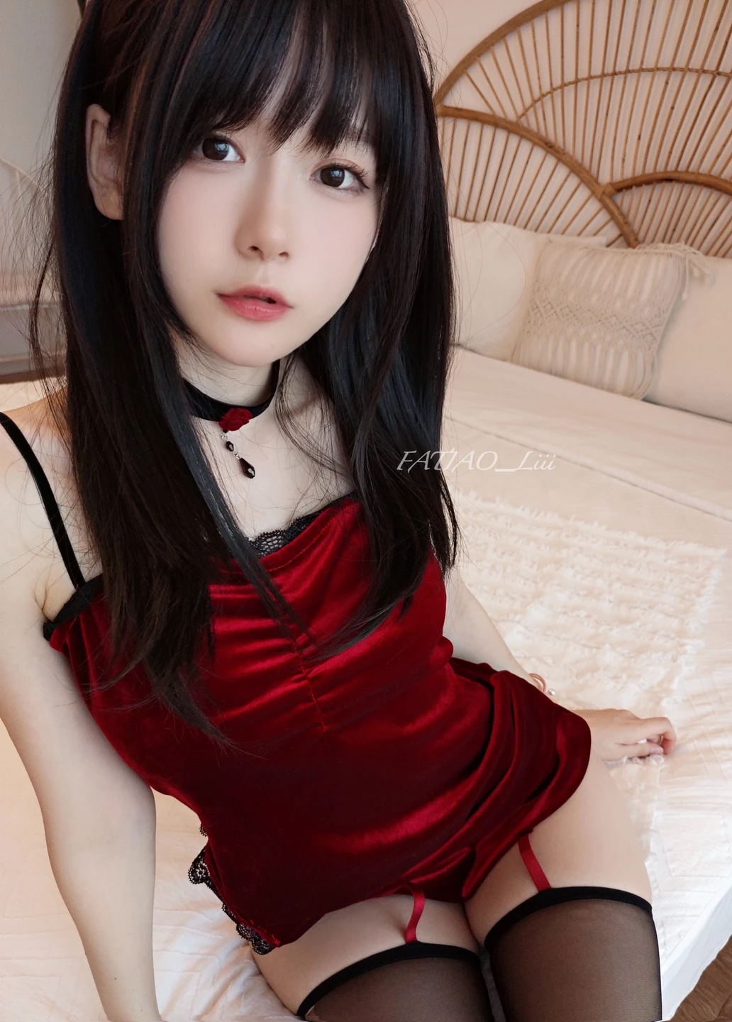 91tutu.cc@2023-02-21 赤いベルベットドレス❣️-001.webp