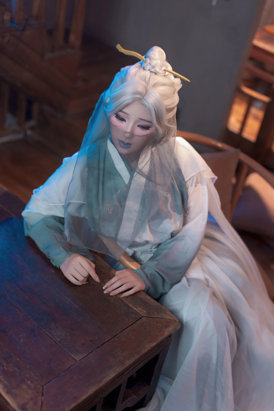钛合金TiTi - 剑仙师尊 [105P,1V-2.31GB]