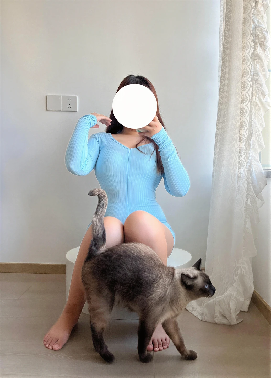 91tutu.cc@阿半今天很开心-001.webp