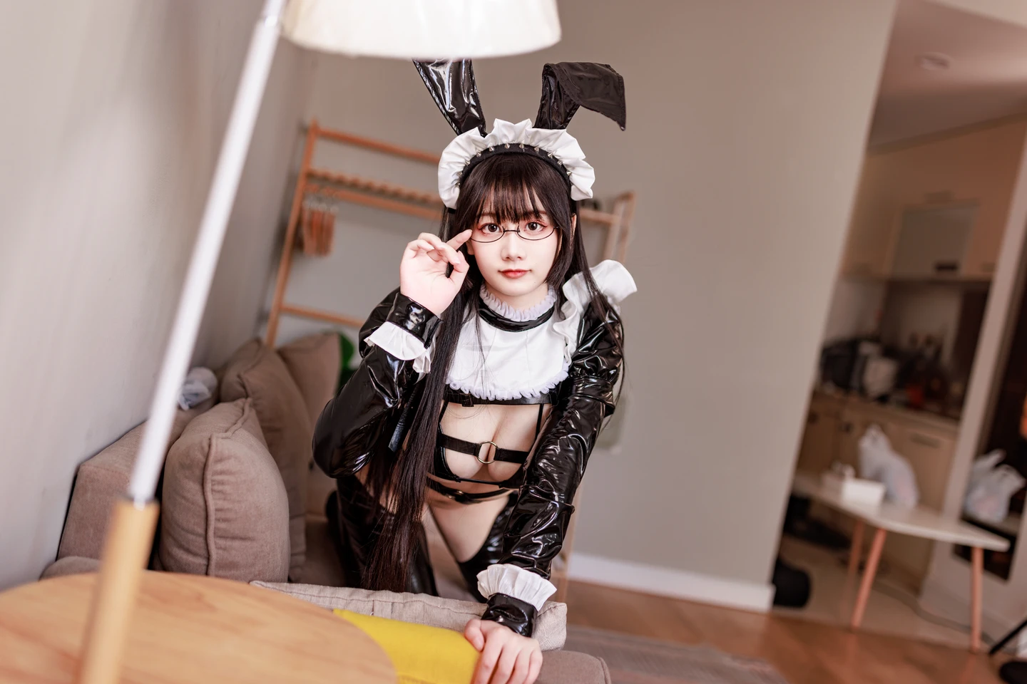 91tutu.cc@阿雪雪 - No.059 吊带兔女郎-004.webp