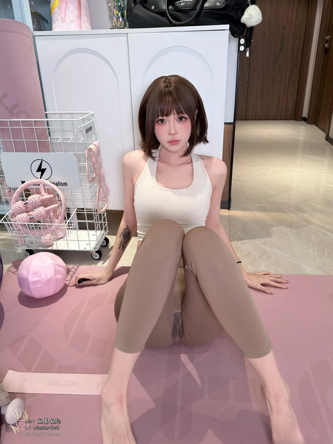 91tutu.cc@麻薯大王 - No.016 瑜伽垫上的越界-033.webp