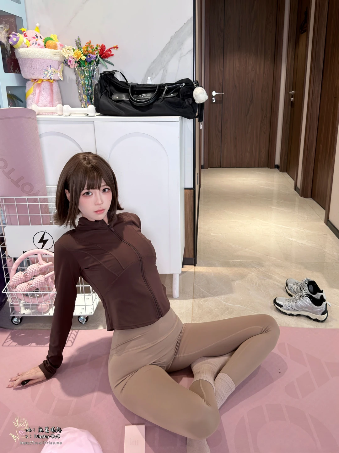 91tutu.cc@麻薯大王 - No.016 瑜伽垫上的越界-075.webp