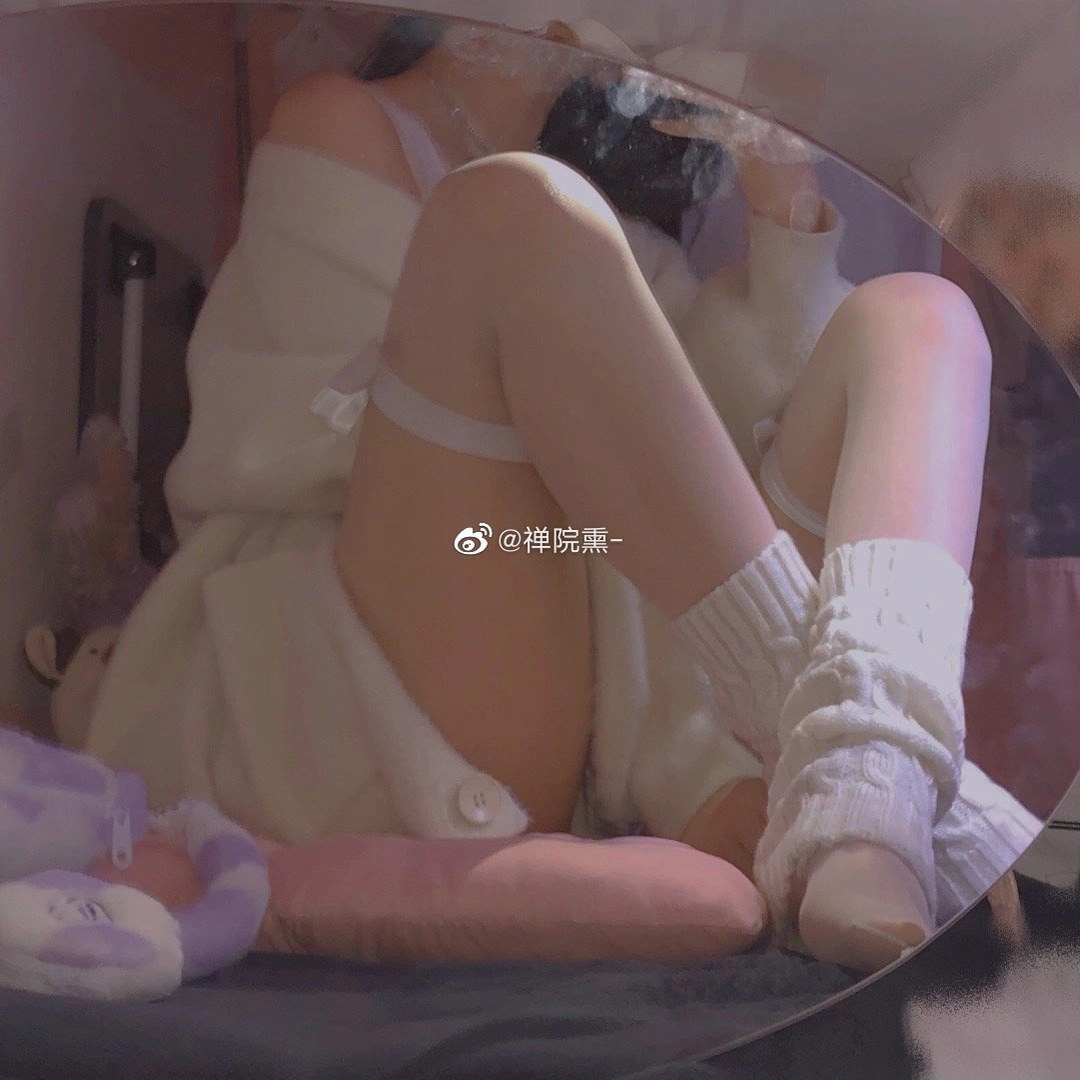 91tutu.cc@000 02 禅院熏 (熏仔) - 早期微博-1052.webp