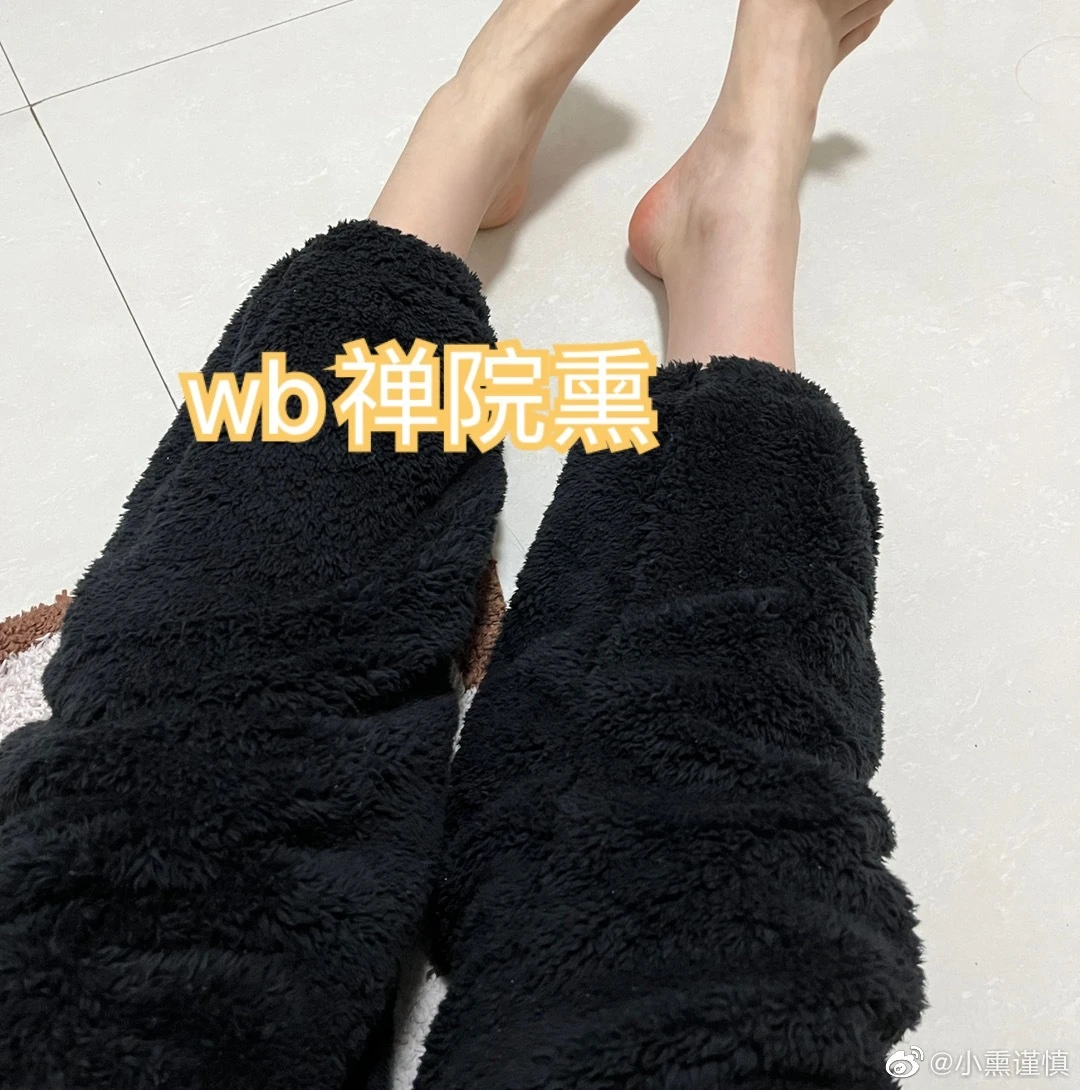 91tutu.cc@000 04_禅院熏_熏仔_早期微博的杂图_1138P_4V_863_70_MB-1004.webp