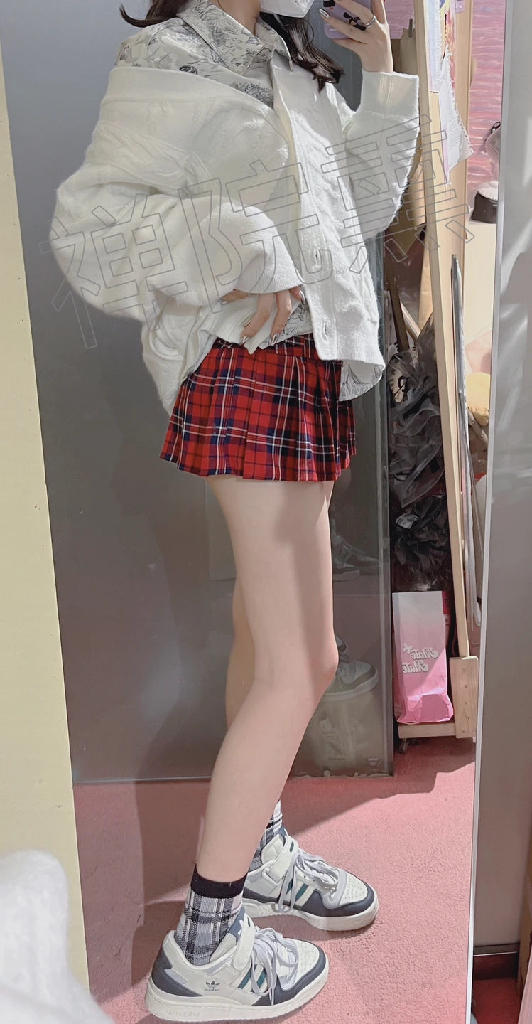 91tutu.cc@000 04_禅院熏_熏仔_早期微博的杂图_1138P_4V_863_70_MB-1018.webp