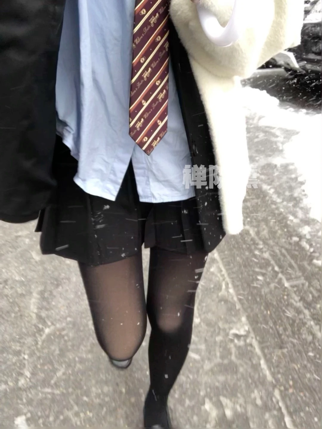 91tutu.cc@000 04_禅院熏_熏仔_早期微博的杂图_1138P_4V_863_70_MB-1025.webp