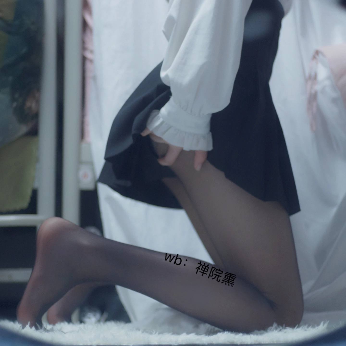 91tutu.cc@000 04_禅院熏_熏仔_早期微博的杂图_1138P_4V_863_70_MB-1083.webp