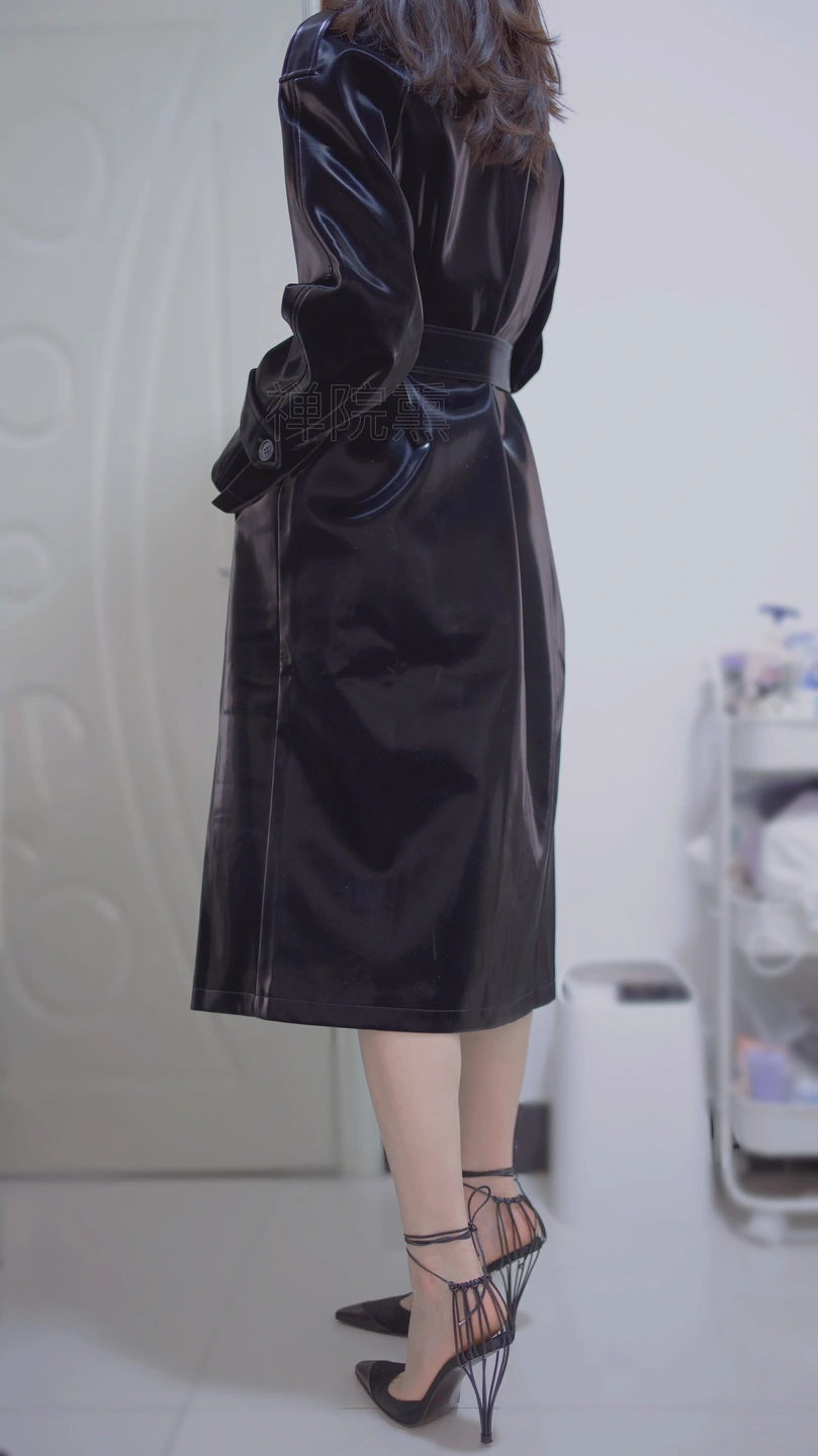 91tutu.cc@000 04_禅院熏_熏仔_早期微博的杂图_1138P_4V_863_70_MB-1100.webp