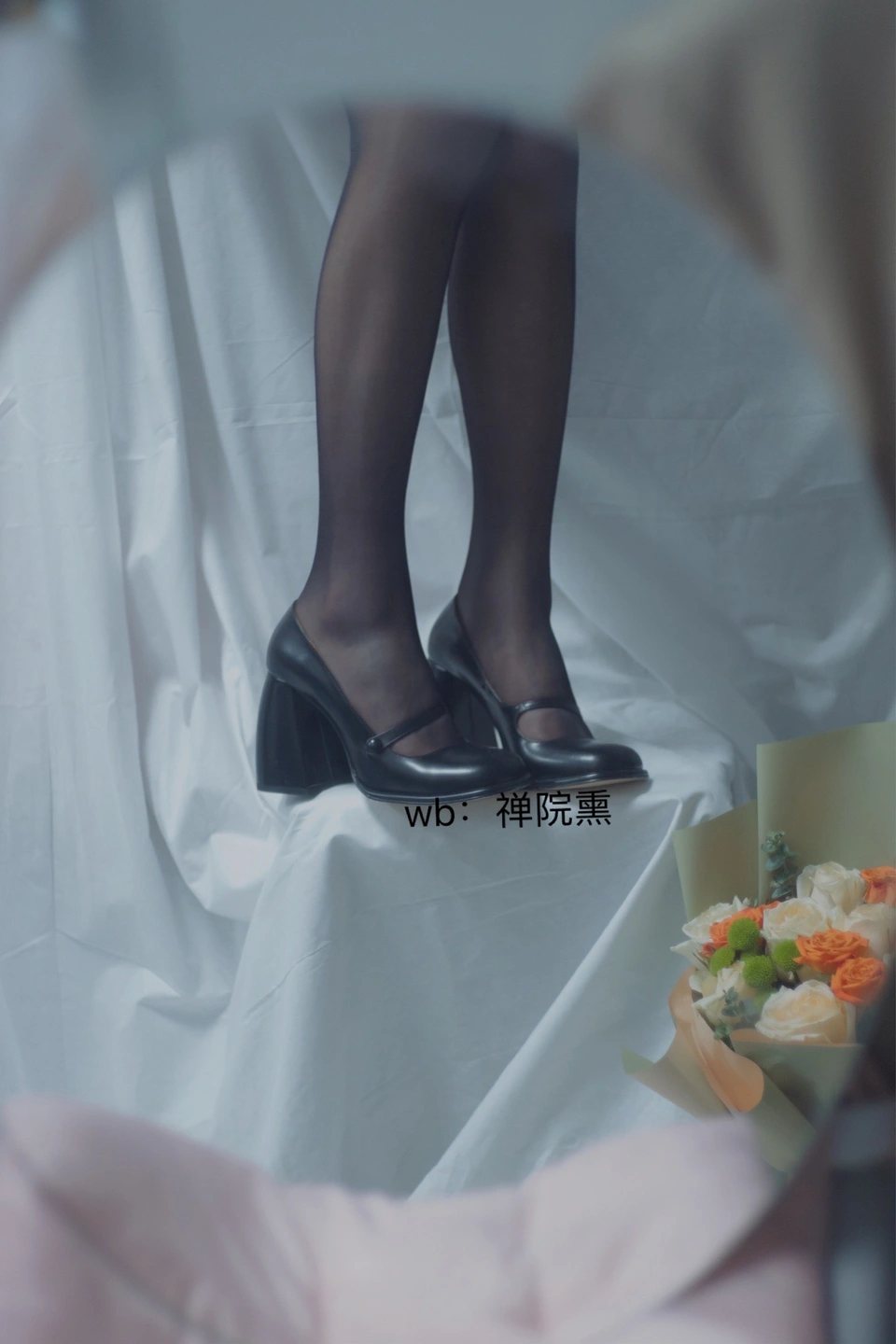 91tutu.cc@000 04_禅院熏_熏仔_早期微博的杂图_1138P_4V_863_70_MB-134.webp