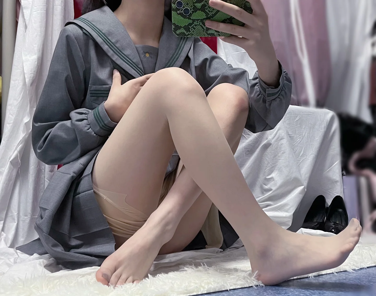 91tutu.cc@000 04_禅院熏_熏仔_早期微博的杂图_1138P_4V_863_70_MB-349.webp