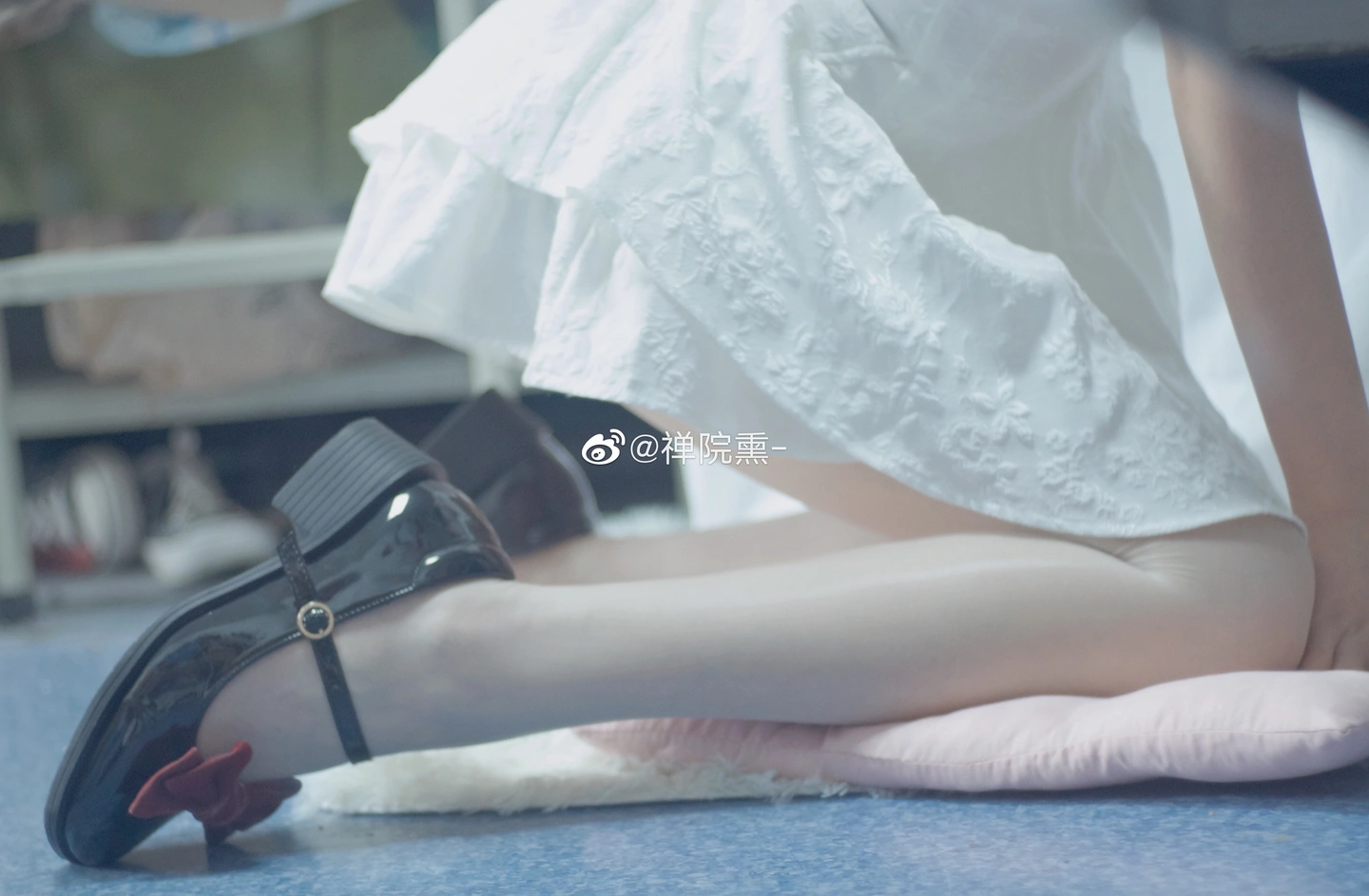 91tutu.cc@000 04_禅院熏_熏仔_早期微博的杂图_1138P_4V_863_70_MB-382.webp