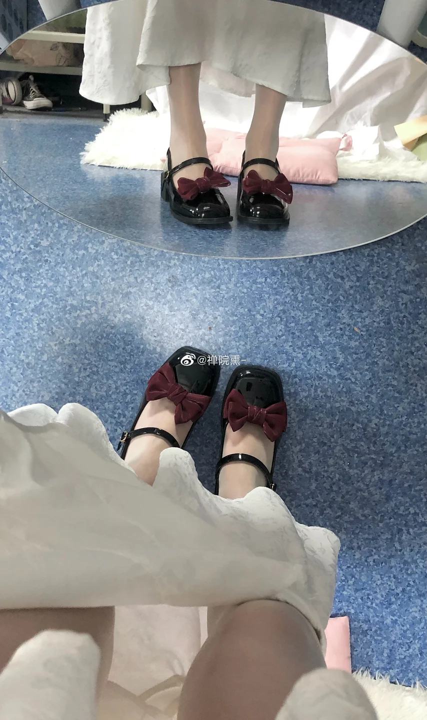 91tutu.cc@000 04_禅院熏_熏仔_早期微博的杂图_1138P_4V_863_70_MB-469.webp