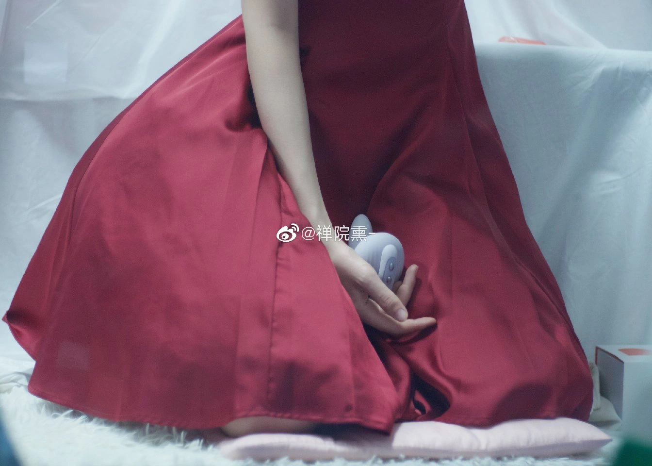 91tutu.cc@000 04_禅院熏_熏仔_早期微博的杂图_1138P_4V_863_70_MB-677.webp