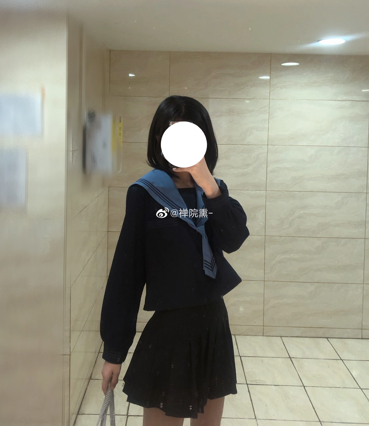 91tutu.cc@000 04_禅院熏_熏仔_早期微博的杂图_1138P_4V_863_70_MB-778.webp