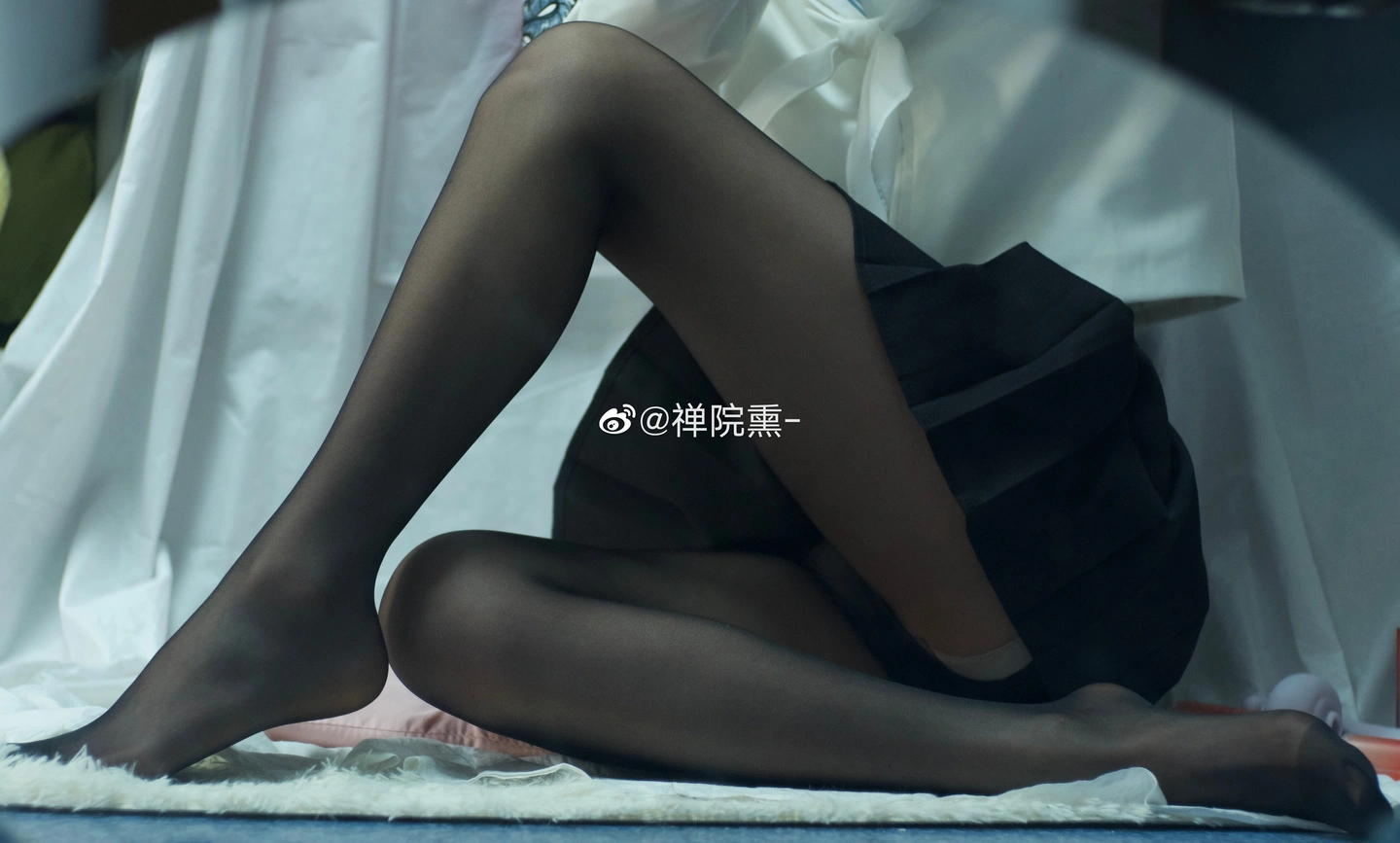 91tutu.cc@000 04_禅院熏_熏仔_早期微博的杂图_1138P_4V_863_70_MB-913.webp