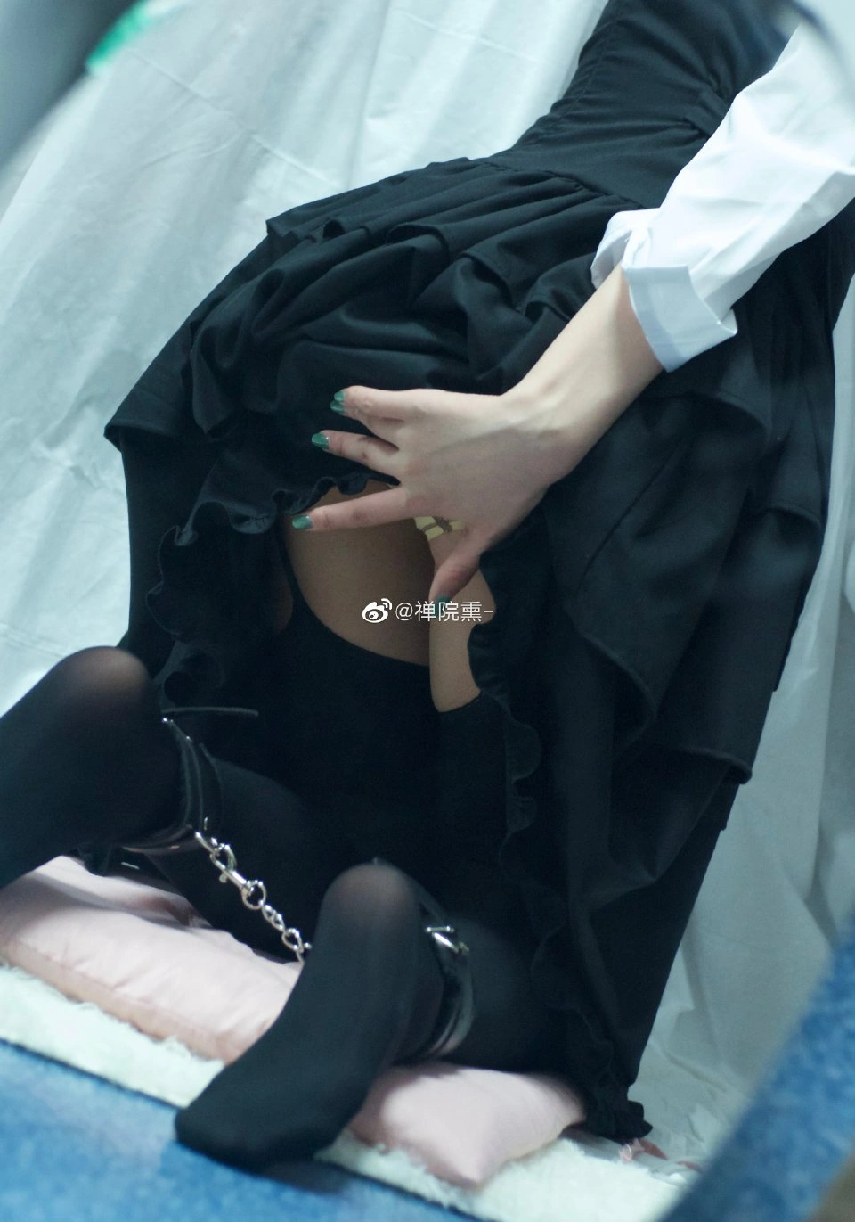 91tutu.cc@000 04_禅院熏_熏仔_早期微博的杂图_1138P_4V_863_70_MB-973.webp