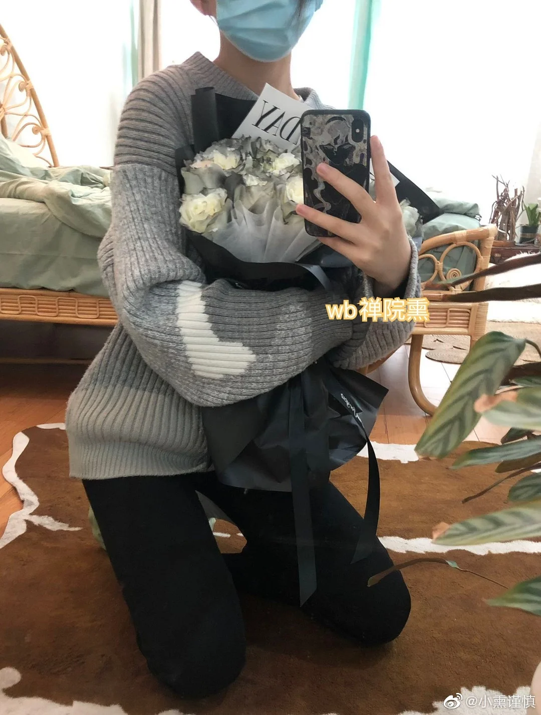 91tutu.cc@000 04_禅院熏_熏仔_早期微博的杂图_1138P_4V_863_70_MB-974.webp