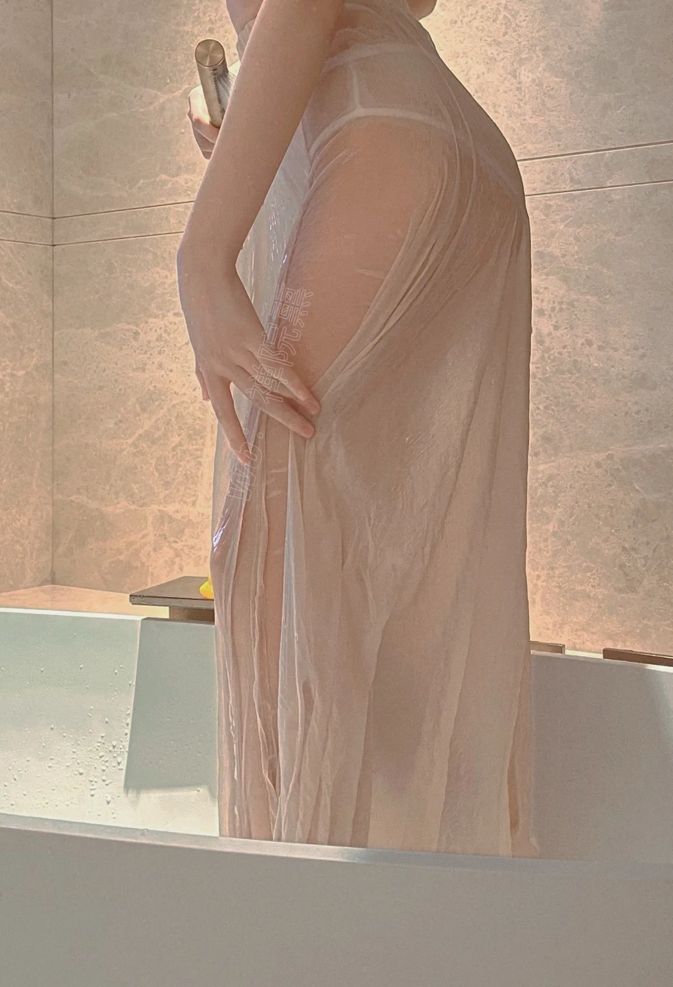 91tutu.cc@000 05_禅院熏_熏仔_早期微博零散套图_493P_15V_589_28_MB-094.webp