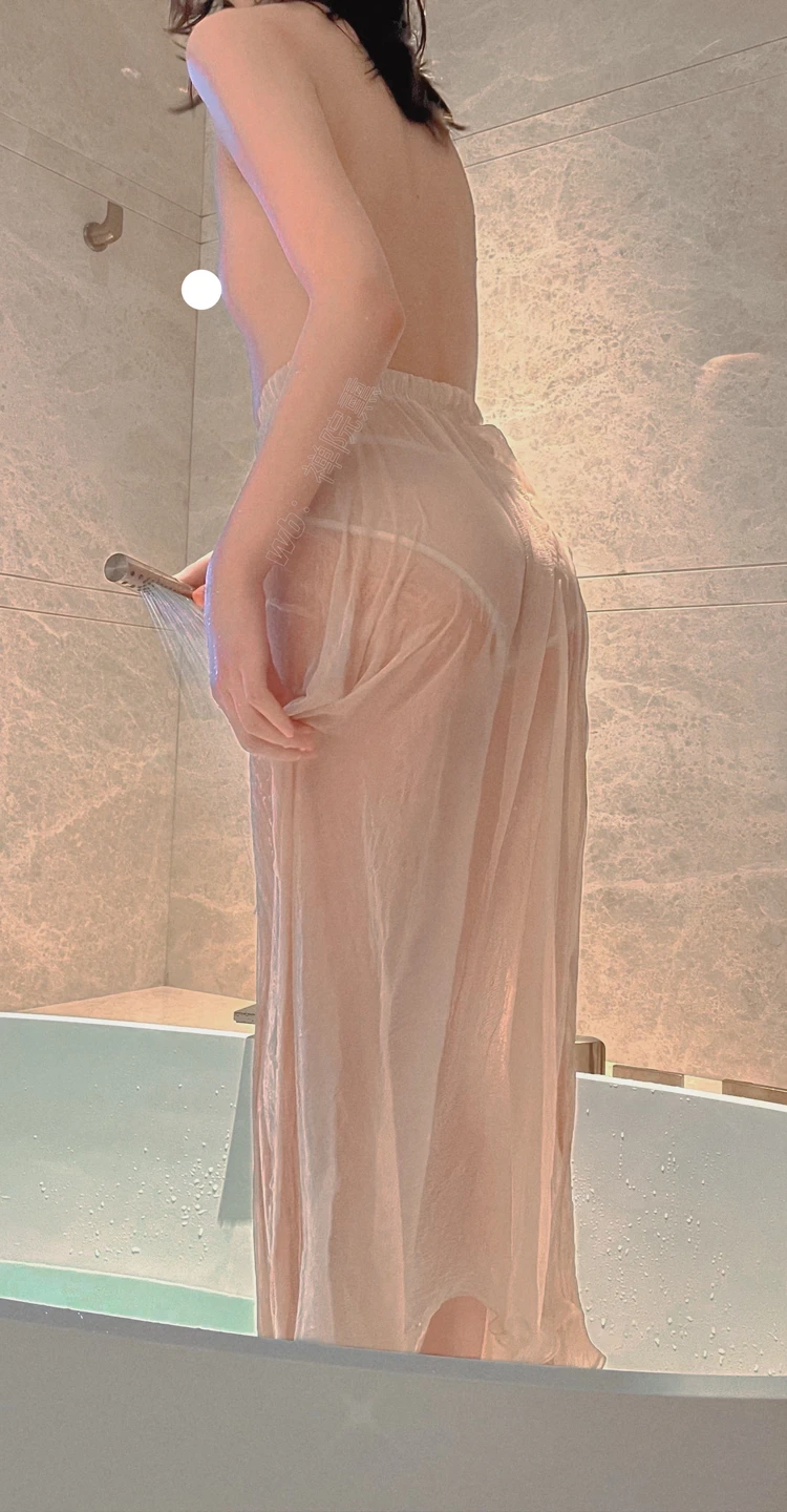 91tutu.cc@000 05_禅院熏_熏仔_早期微博零散套图_493P_15V_589_28_MB-115.webp