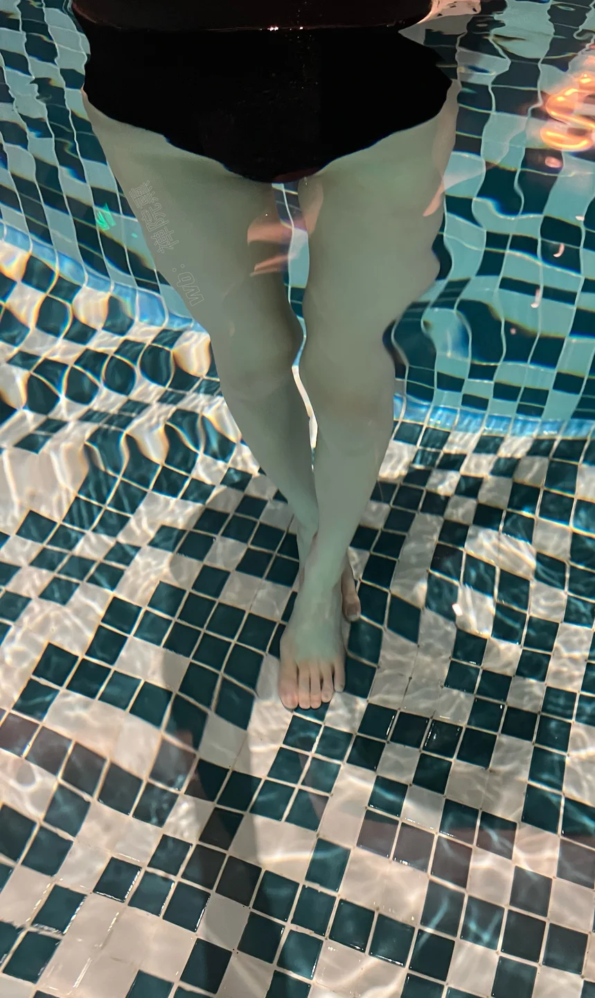 91tutu.cc@000 05_禅院熏_熏仔_早期微博零散套图_493P_15V_589_28_MB-294.webp