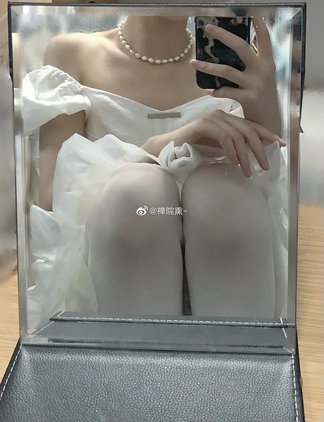 91tutu.cc@000 05_禅院熏_熏仔_早期微博零散套图_493P_15V_589_28_MB-341.webp