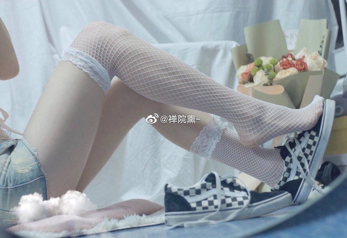 91tutu.cc@000 05_禅院熏_熏仔_早期微博零散套图_493P_15V_589_28_MB-425.webp