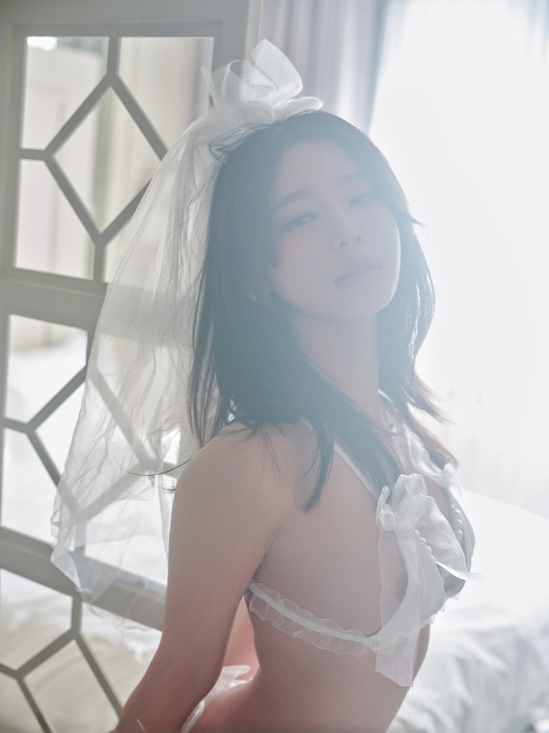 91tutu.cc@ARTGRAVIA-040.webp