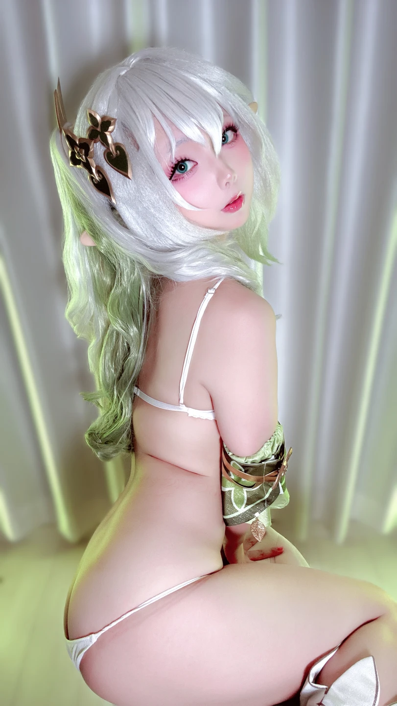 91tutu.cc@ChuChu♡MAGIC _🎂🎉【誕生日記念】原⚫︎くじ🎂🎉_ナヒーダ写真集_82P,1V_1_78GB-062.webp