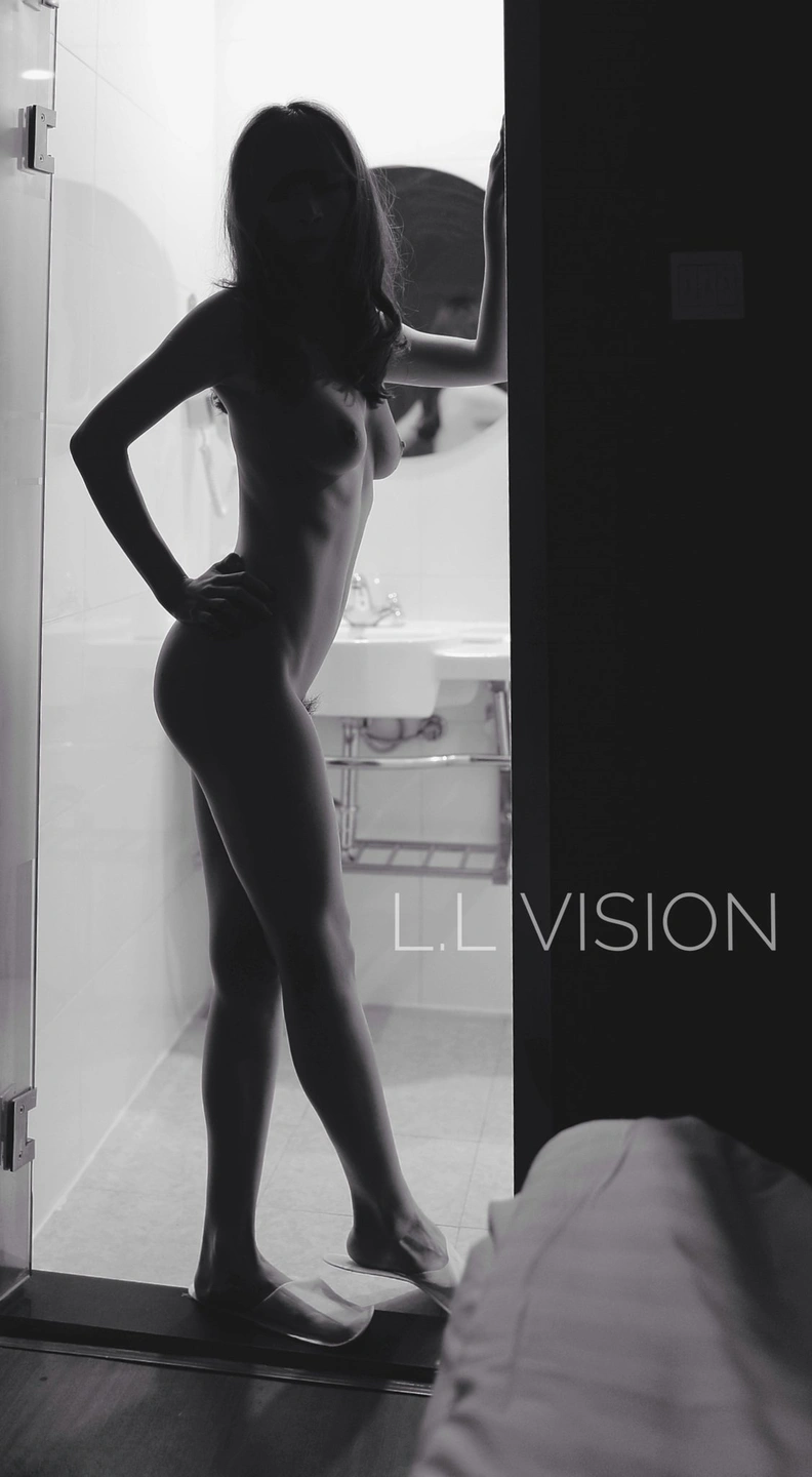 91tutu.cc@LL.VISION-215.webp